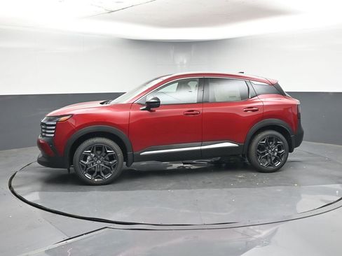 New 2026 Nissan Kicks SR w/ SR Premium Package image 2