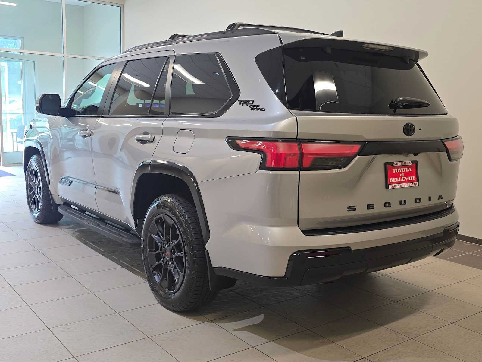 Used 2025 Toyota Sequoia Platinum w/ TRD Off-Road Package AWD/4WD image 4