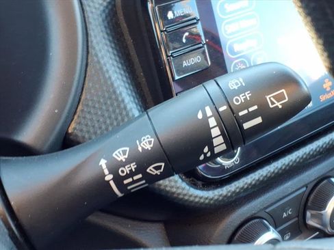 Used 2023 Nissan Kicks SV image 18