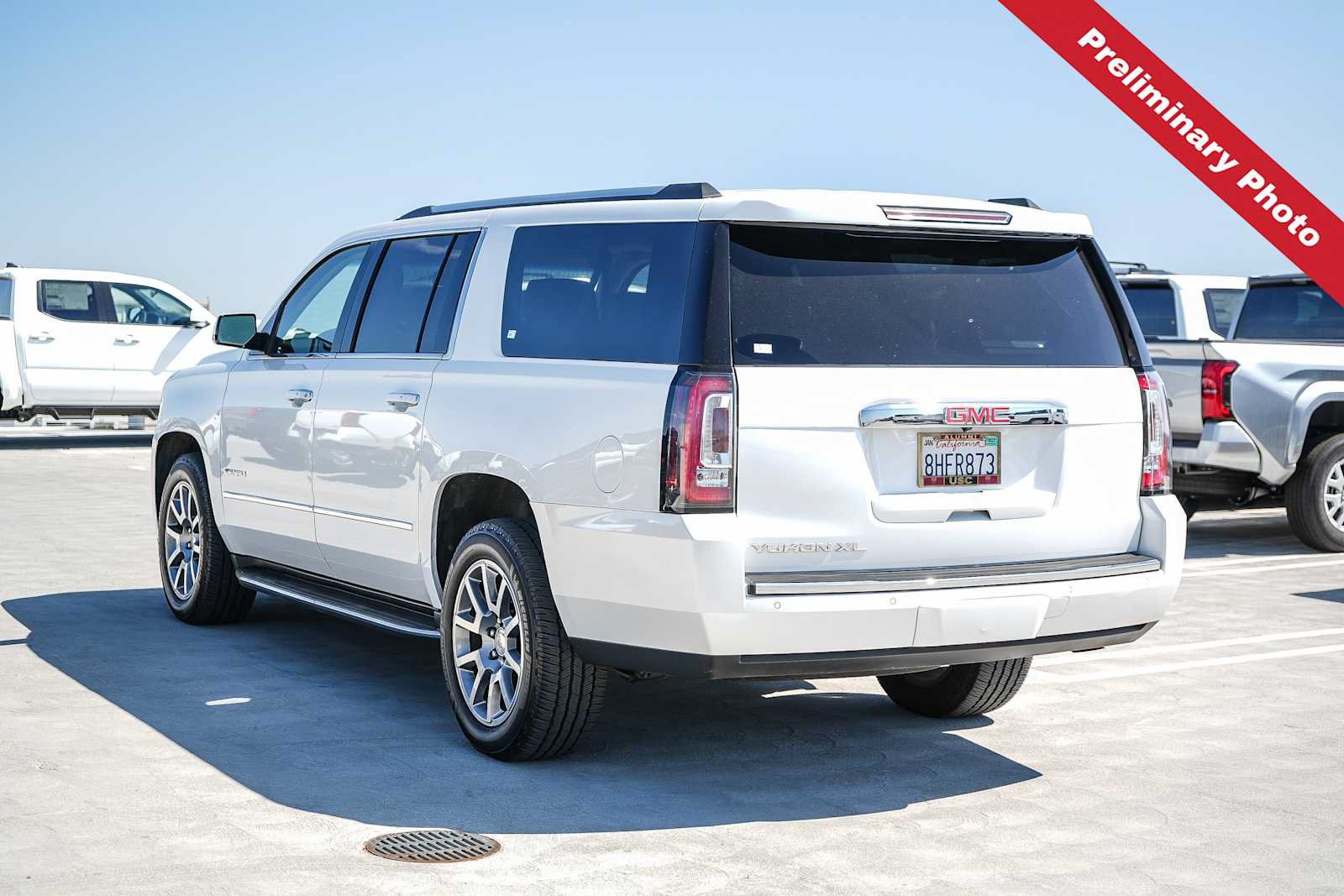 Used 2019 GMC Yukon XL Denali w/ Open Road Package AWD/4WD image 8