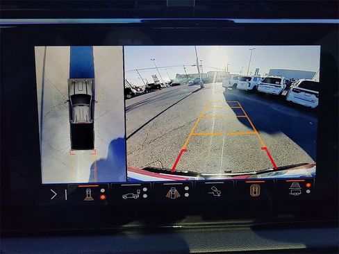 Used 2025 GMC Sierra 2500 AT4 w/ AT4 Premium Plus Package image 21