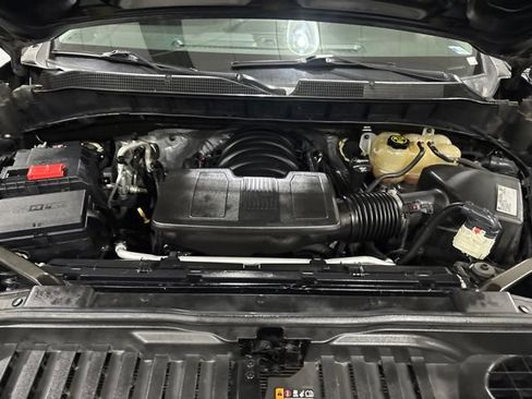 Used 2020 Chevrolet Silverado 1500 Custom Trail Boss w/ Custom Convenience Package AWD/4WD image 40