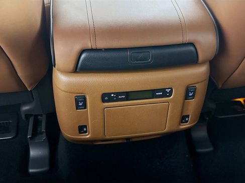 Used 2024 INFINITI QX80 Sensory AWD/4WD image 32