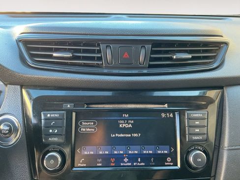 Used 2019 Nissan Rogue SV AWD/4WD image 14