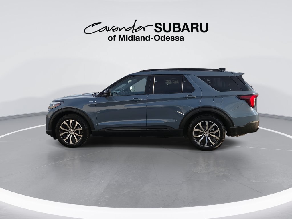 Used 2025 Ford Explorer ST-Line RWD image 5