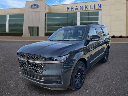 New 2025 Lincoln Navigator Reserve w/ Jet Appearance Package image 7