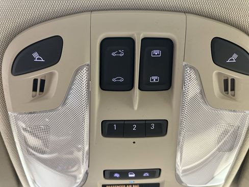 Used 2014 Buick LaCrosse Leather image 26