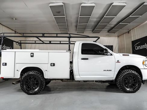 Used 2022 RAM 3500 Tradesman AWD/4WD image 5