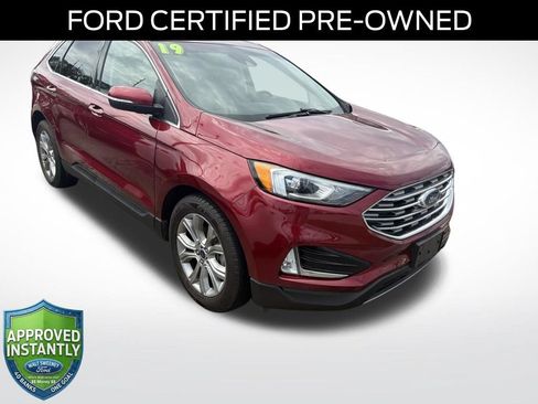 Certified 2019 Ford Edge Titanium FWD image 1