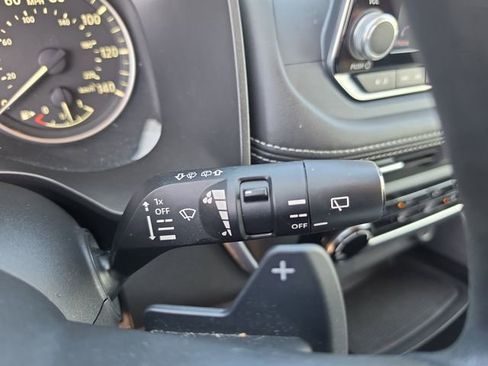 Used 2021 Nissan Rogue S FWD image 20