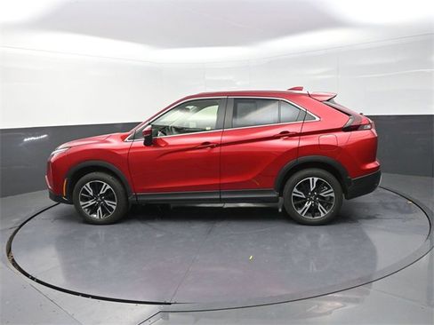 Used 2023 Mitsubishi Eclipse Cross SE image 4