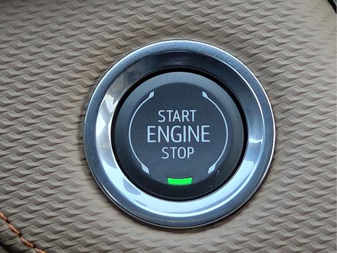 New 2026 Chevrolet Equinox ACTIV w/ Convenience Package III FWD image 22