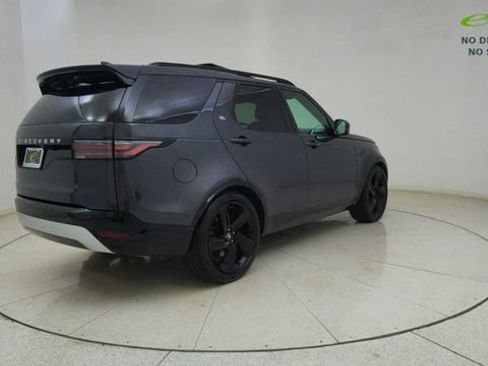 Used 2024 Land Rover Discovery Metropolitan Edition AWD/4WD image 78