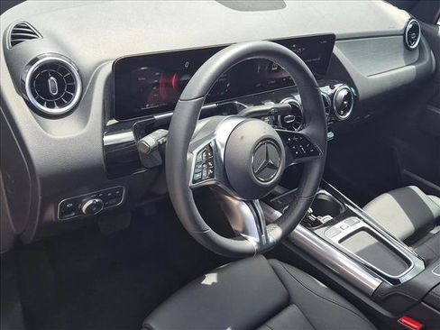 New 2026 Mercedes-Benz GLA 250 image 3