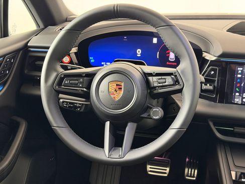 New 2026 Porsche Macan 4S Electric image 21