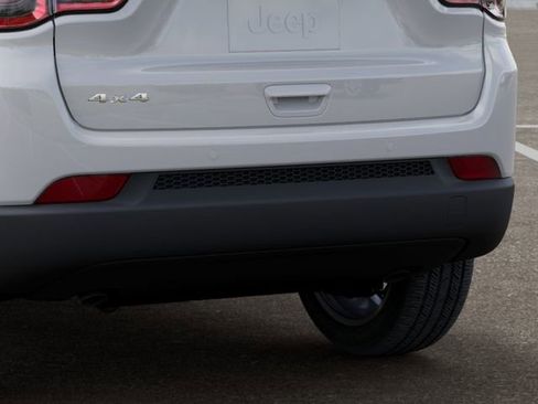 New 2026 Jeep Compass Limited w/ Sun, Sound & Navigation Group AWD/4WD image 14