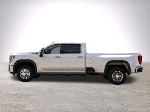 Used 2024 GMC Sierra 3500 Denali w/ Denali Reserve Package image 6
