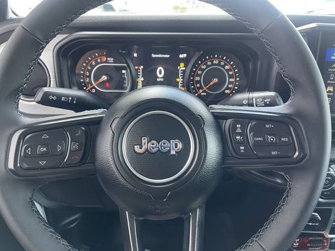 New 2026 Jeep Gladiator Mojave AWD/4WD image 14