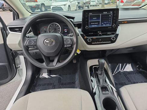 Certified 2022 Toyota Corolla LE image 20