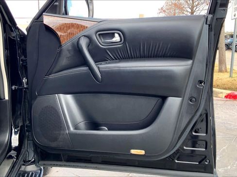 Used 2020 Nissan Armada Platinum w/ Captain's Chairs Package image 23