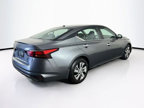 Used 2020 Nissan Altima 2.5 S FWD image 9