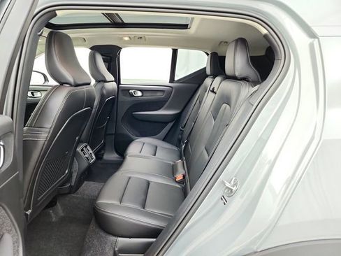 New 2026 Volvo XC40 B5 Plus w/ Climate Package AWD/4WD image 29