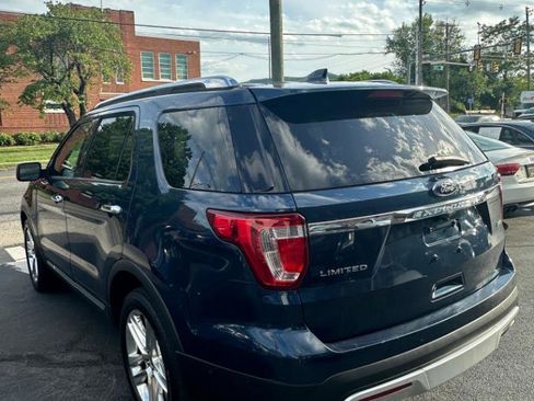 Used 2016 Ford Explorer Limited w/ Equipment Group 301A AWD/4WD image 2