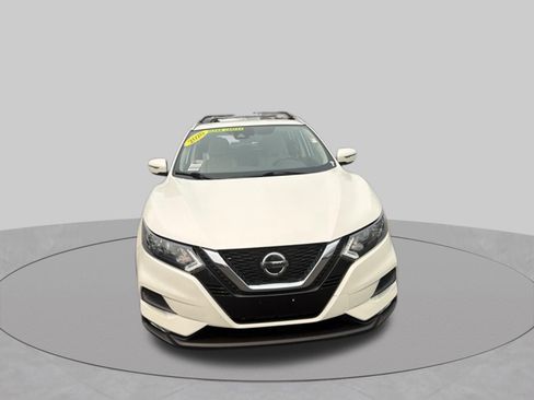 Used 2020 Nissan Rogue Sport SV w/ All-Weather Package AWD/4WD image 8