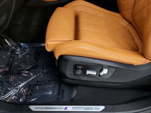 Used 2025 BMW X5 sDrive40i w/ M Sport Package RWD image 50