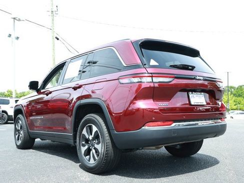 Used 2024 Jeep Grand Cherokee Limited 4xe AWD/4WD image 8