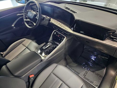 New 2025 Audi Q5 Premium Plus image 11