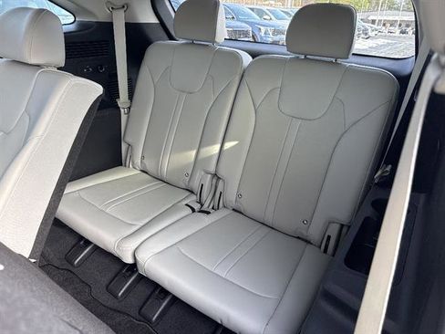 New 2026 Kia Sorento S image 12