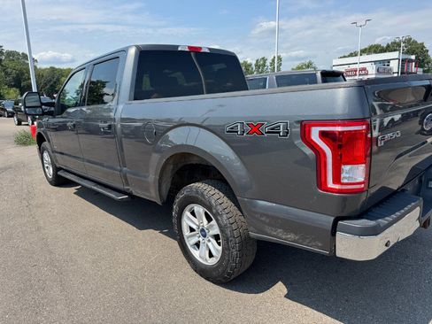 Used 2015 Ford F150 XLT w/ Equipment Group 301A Mid AWD/4WD image 10