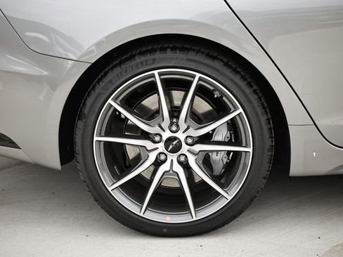 New 2026 Genesis G70 2.5T image 6