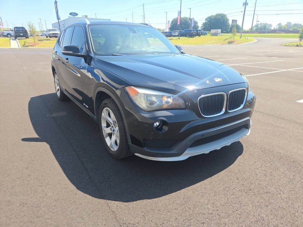 Used 2015 BMW X1 sDrive28i RWD image 1