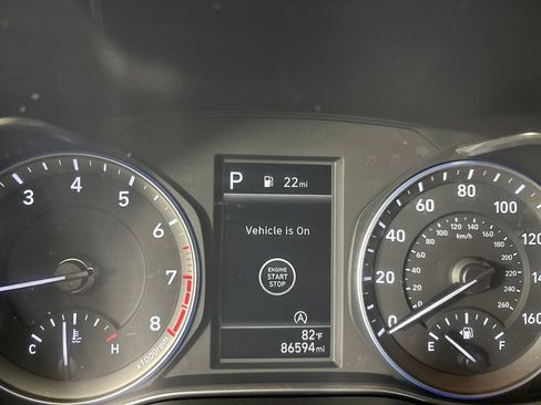Used 2022 Hyundai Kona SEL w/ Cargo Package FWD image 11