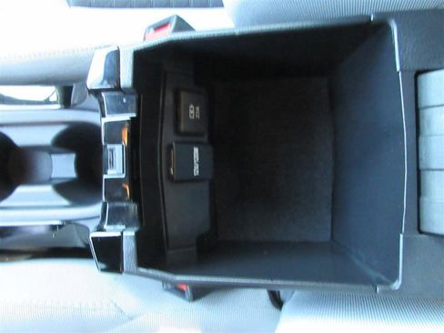 Used 2019 Toyota Corolla SE image 16