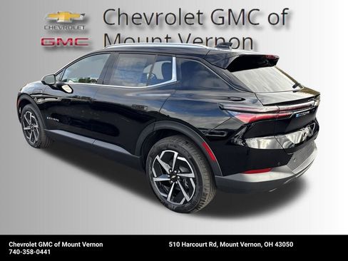 New 2026 Chevrolet Equinox EV LT image 3