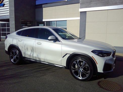 Used 2020 BMW X6 xDrive40i w/ Premium Package image 34