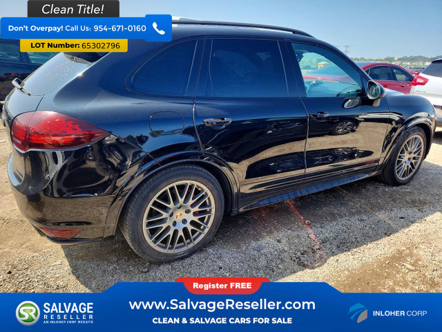 Used 2014 Porsche Cayenne GTS AWD/4WD image 4