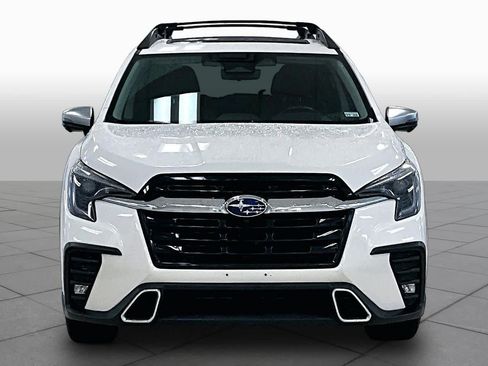 Used 2023 Subaru Ascent Touring AWD/4WD image 3