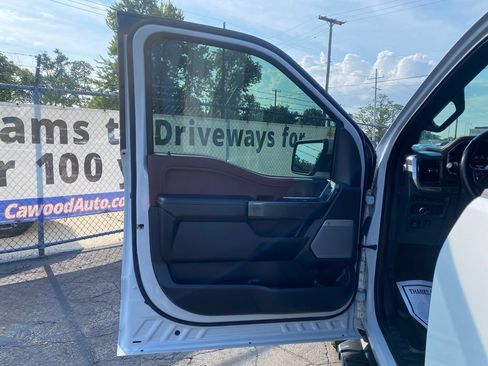 Used 2022 Ford F150 Lariat w/ Equipment Group 502A High AWD/4WD image 12