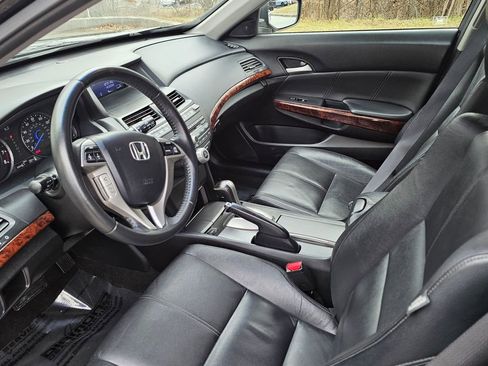 Used 2012 Honda Crosstour EX-L image 17