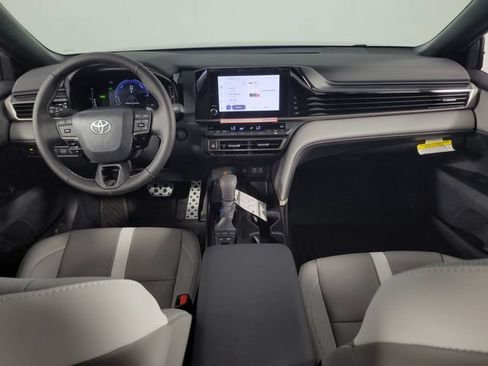 New 2026 Toyota Camry SE FWD image 20