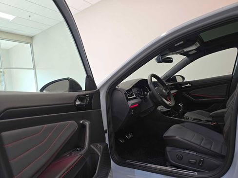 Used 2026 Volkswagen Jetta GLI Autobahn FWD image 23