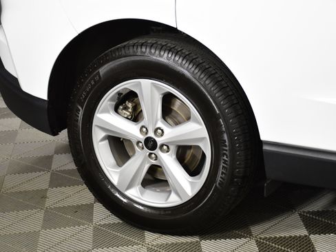 Used 2023 Ford Edge SE image 53