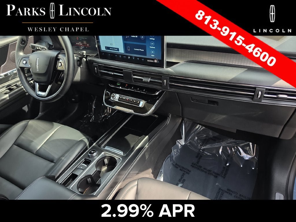 Certified 2025 Lincoln Corsair FWD image 10