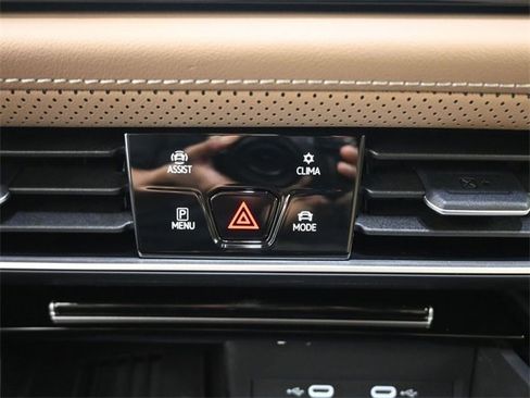 New 2026 Volkswagen Atlas Cross Sport SE image 31