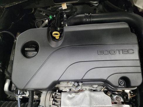 Used 2023 Chevrolet Malibu LS image 30