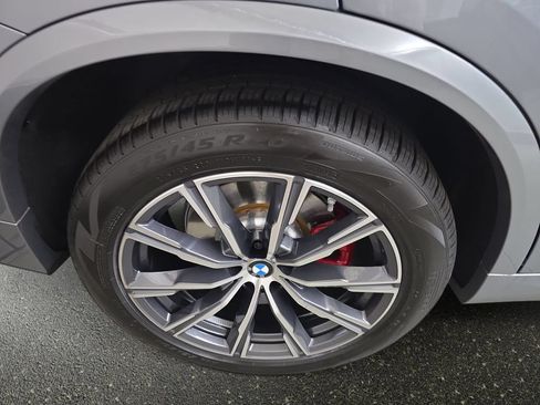 Used 2026 BMW X5 xDrive40i w/ M Sport Package AWD/4WD image 30